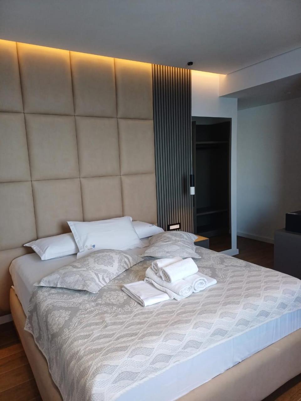 Blue Bay Hotel ساراندا المظهر الخارجي الصورة