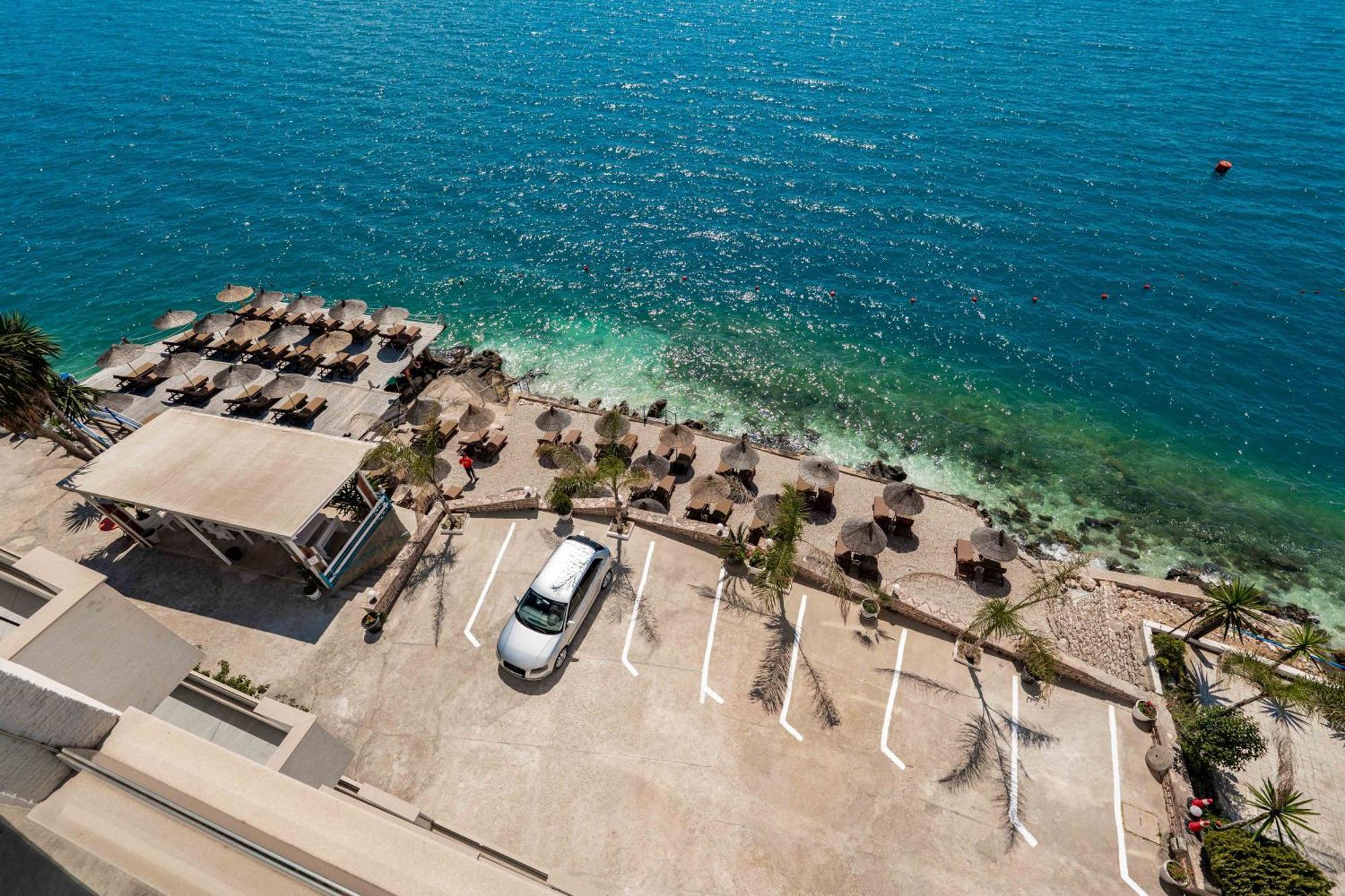 Blue Bay Hotel ساراندا المظهر الخارجي الصورة